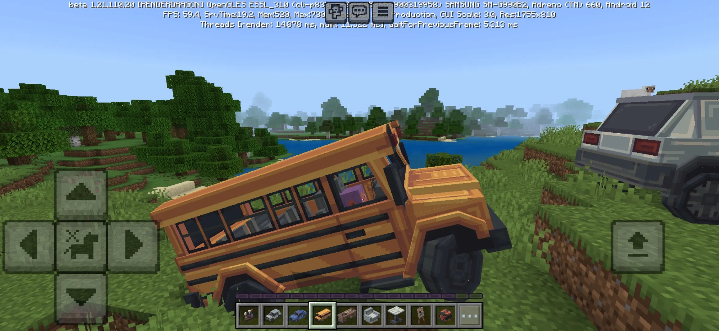 Bus from School Furniture Mod for Minecraft PE